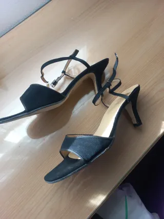 Zapatos de fiesta negros