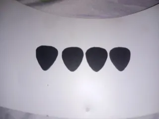 Púas guitarra/bajo artesanales (4 unidades)