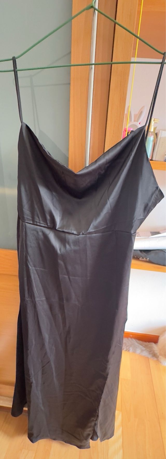 Vestido de seda negro