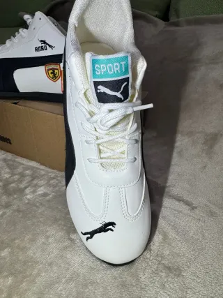 Zapatillas chinas Hombre Blancas y Negras