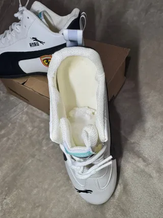 Zapatillas chinas Hombre Blancas y Negras