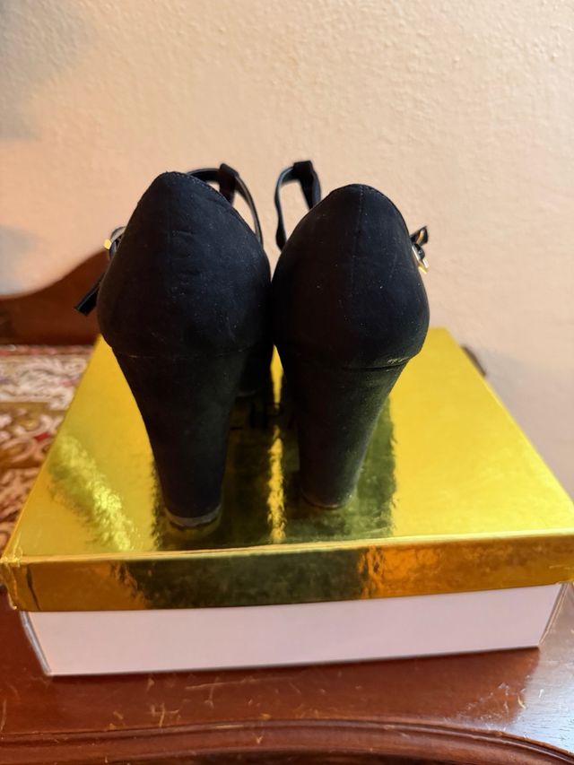 Scarpe con tacco nere