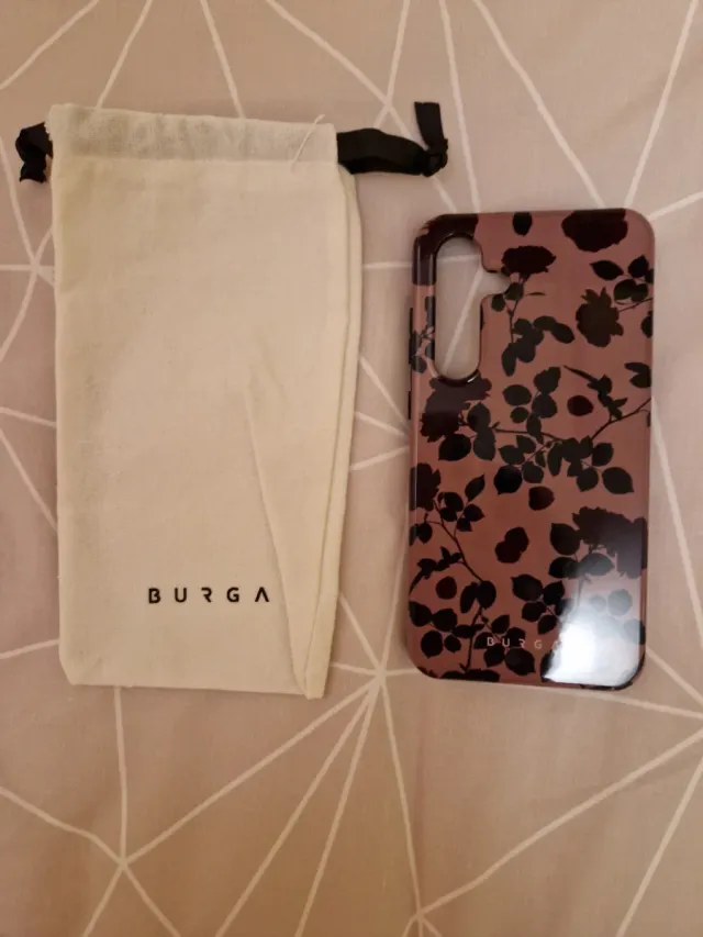 Funda Burga Samsung S24 FE Flores Rojas