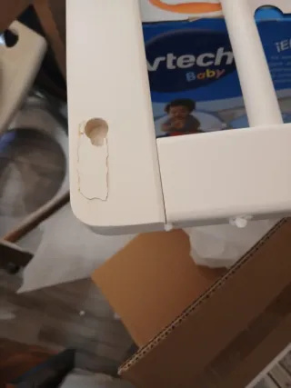 Minicuna blanca con ruedas