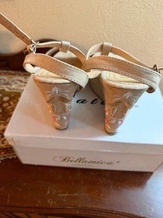 Scarpe con tacco Bellamica beige e rosa