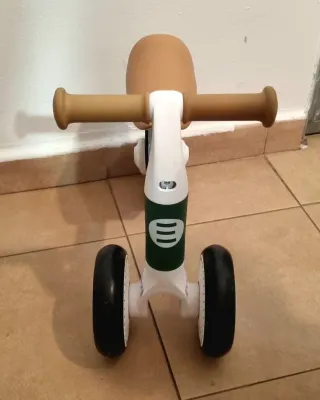 Bicicleta de aprendizaje para bebé