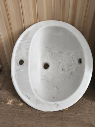 Lavabo de cerámica blanco