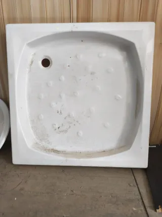 Lavabo de cerámica blanco