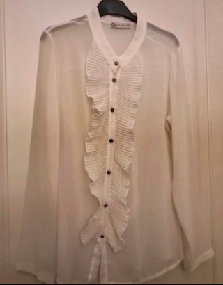 Camicia elegante bianca con rouches
