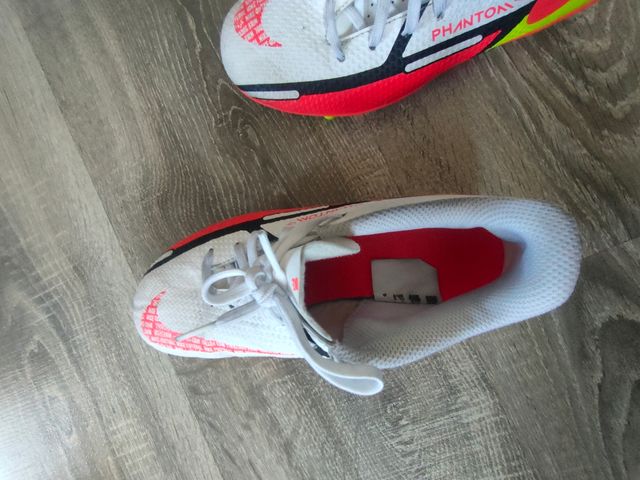 Botas fútbol Nike Phantom Talla 32