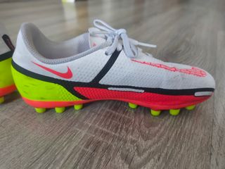 Botas fútbol Nike Phantom Talla 32