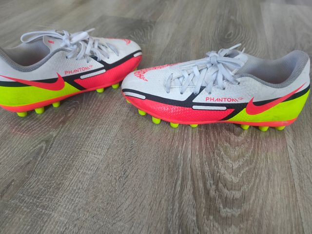Botas fútbol Nike Phantom Talla 32