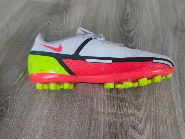 Botas fútbol Nike Phantom Talla 32