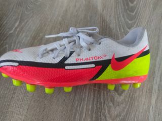 Botas fútbol Nike Phantom Talla 32
