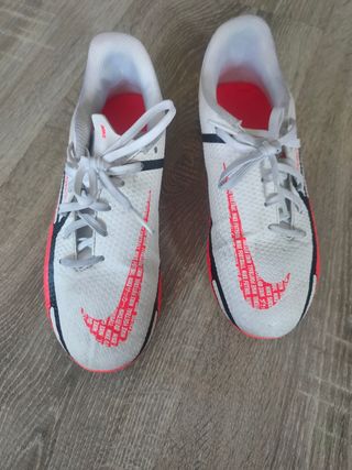 Botas fútbol Nike Phantom Talla 32
