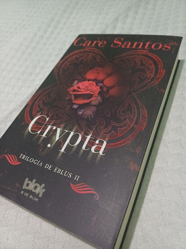 Trilogía de Eblus de Care Santos