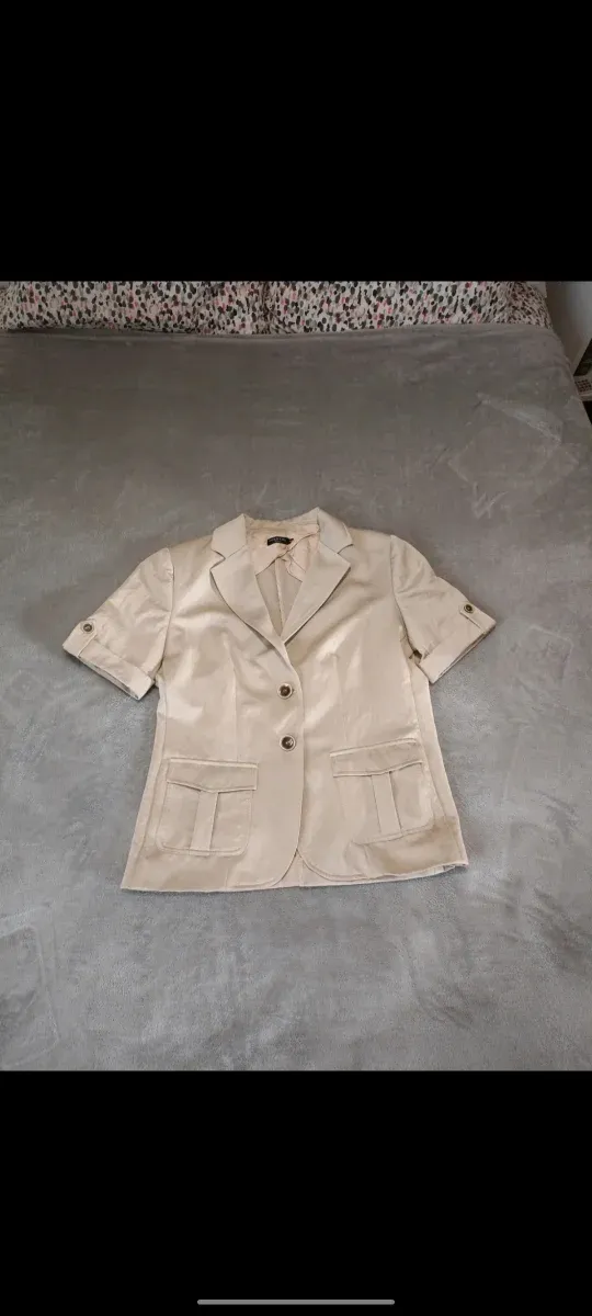 Blazer Cortefiel beige manga corta