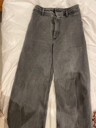 Pantalón Zara ancho gris talla 34