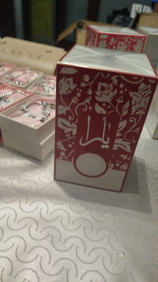 Perfumes Yara originales 100ml Rosa negro ..