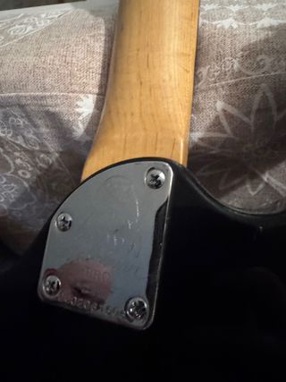 Guitarra Eléctrica Negra