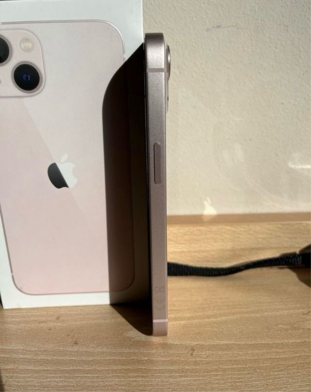 iPhone 13 Rosa Gold