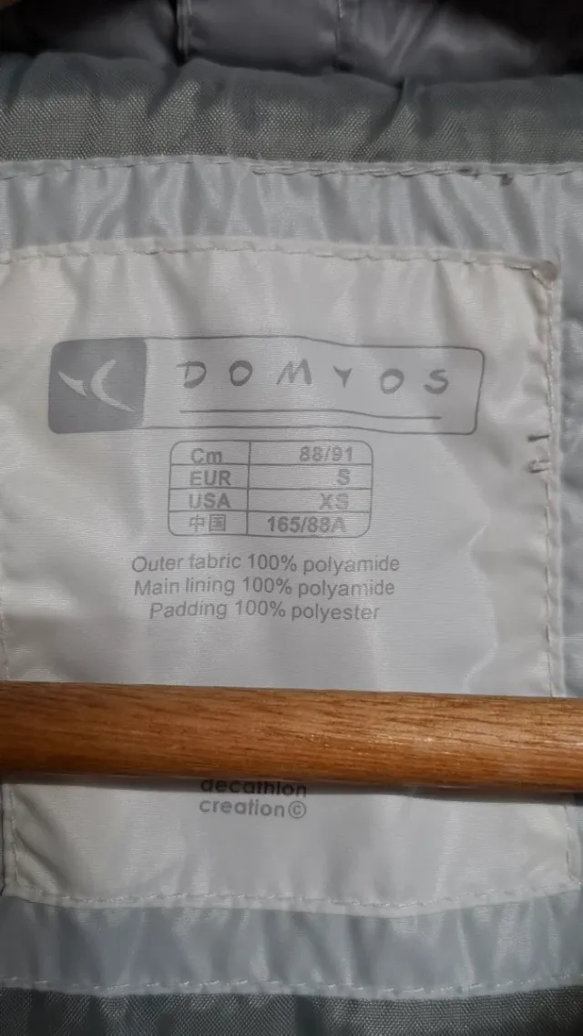 Chaqueta sin mangas gris