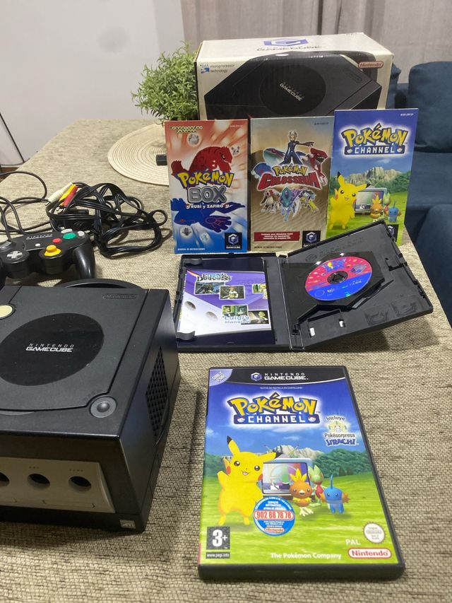 Nintendo Gamecube + Pokémon Box, Colosseum, Channe