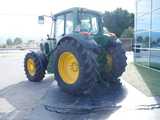 Tractor John Deere 6520