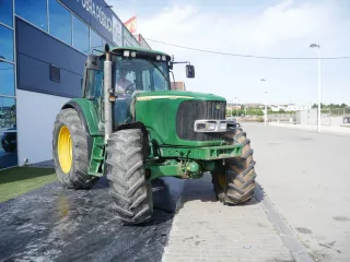 Tractor John Deere 6520