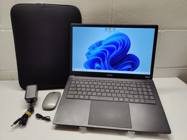 ONDA Intel SSD 256GB Ram 8GB FHD Borsa Mouse FHD