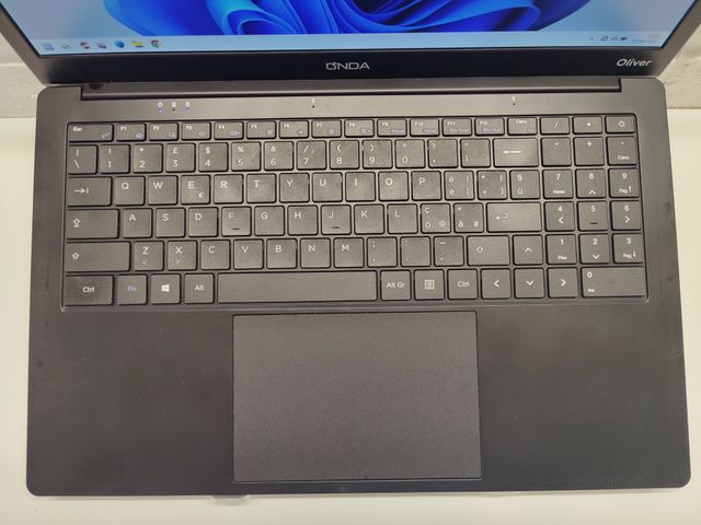 ONDA Intel SSD 256GB Ram 8GB FHD Borsa Mouse FHD