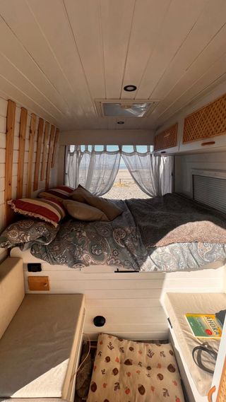 Furgoneta camperizada ( Camper )