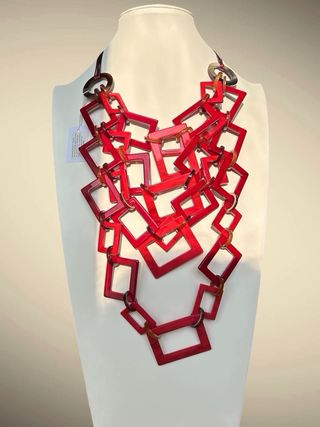 Collana donna con maglie quadrate rosse