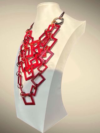 Collana donna con maglie quadrate rosse