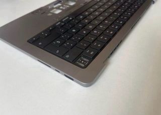 Teclado MacBook Pro M2 14’ A2779 Md. 2023 Original