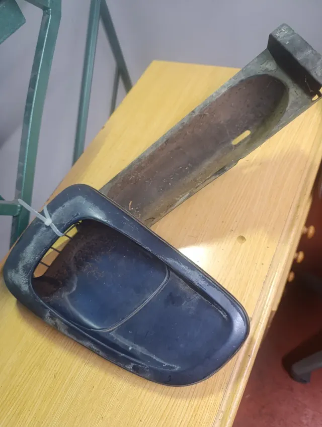 Entrada aire capó R19 16v Fase 2