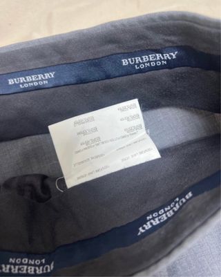 Pantalón de traje Burberry Talla 48 Gris