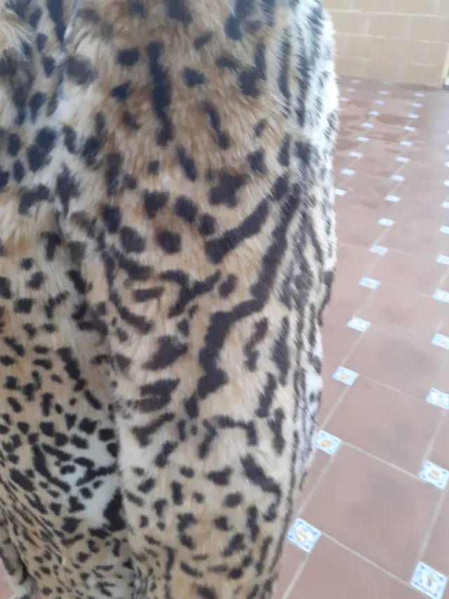 Chaquetón pelito estampado leopardo