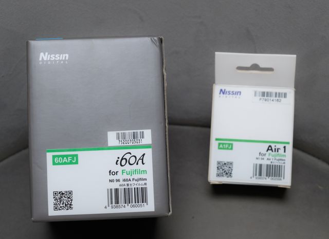 Flash Nissin i60A + Emisor Air 1 para cámaras Fuji