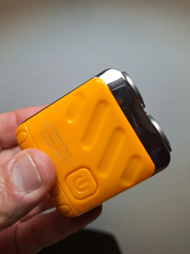 Rasoio Elettrico Ricaricabile USB