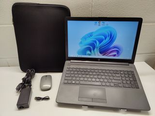 HP AMD SSD 256GB Ram 8GB Borsa Mouse