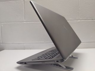 HP AMD SSD 256GB Ram 8GB Borsa Mouse