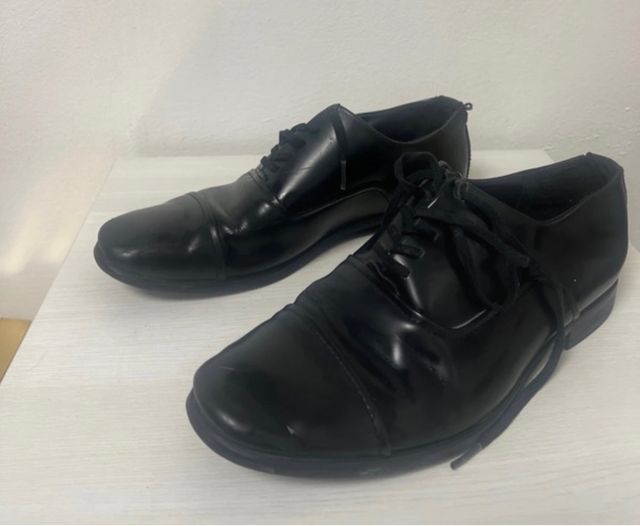 Zapatos de vestir Calvin Klein negros