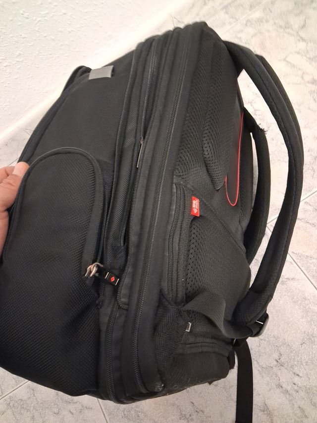 Mochila Samsonite Negra