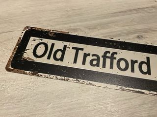 Insegna Stradale Old Trafford M16