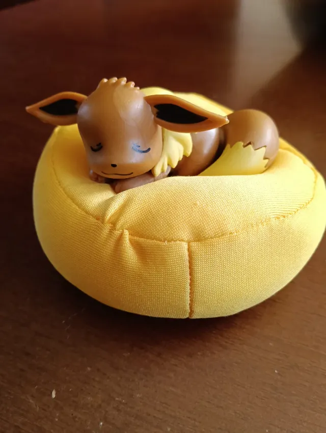 Minifigura Eevee Pokémon