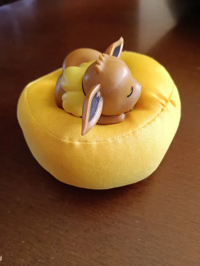 Minifigura Eevee Pokémon