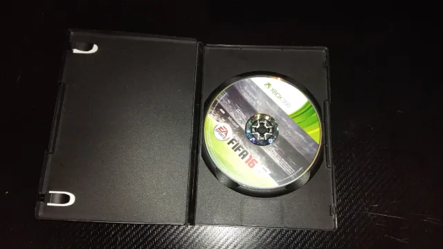 Lote 5 Juegos XBOX 360 FIFA y PES