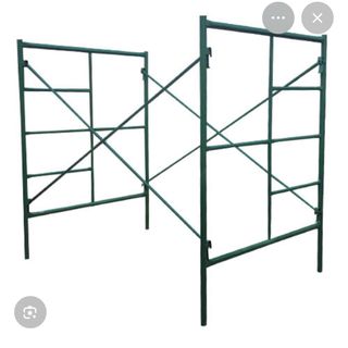 Busco andamios metálicos