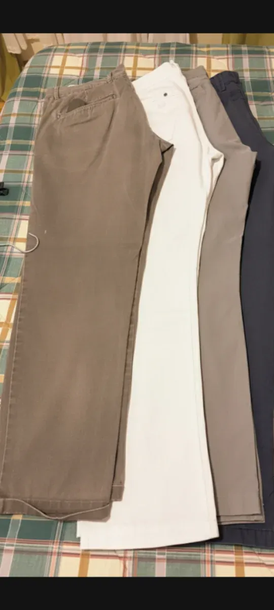 Lote 5 pantalones varias marcas talla44 Y unos 46